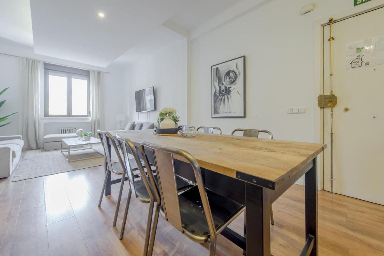 Luxury Apartamento De 5 Hab En El Centro De Madrid Appartamento Esterno foto